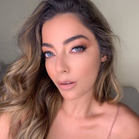 Poshmark profile picture for @linoy